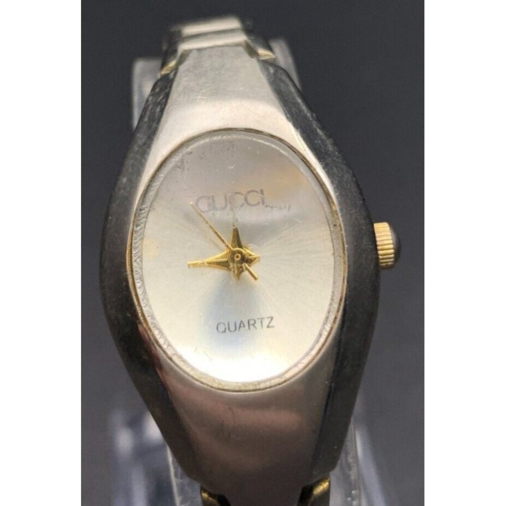 Vintage GUCCI Analog Watch Silver Tone - Untested - May Need Battery or Repair - Picture 3 of 6